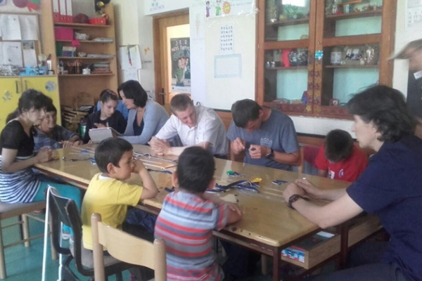 Обука деце и младих са сметњама у развоју
