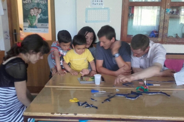 Обука деце и младих са сметњама у развоју