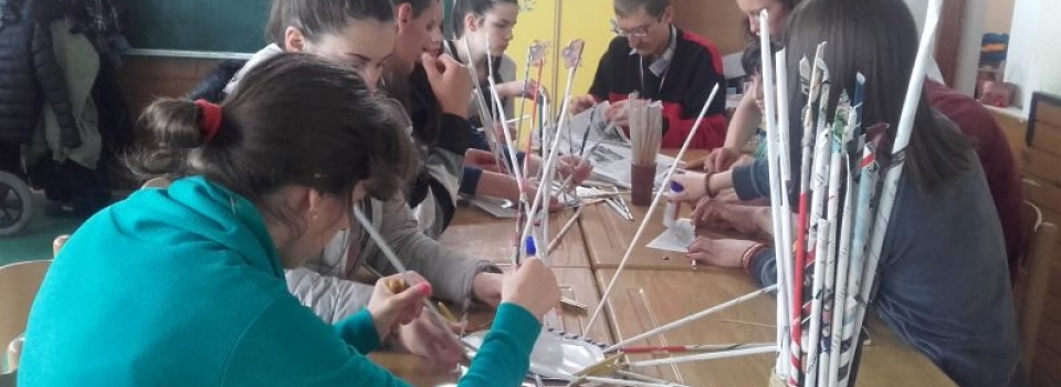 Workshops with volunteers in the Day Care Center for children Workshops