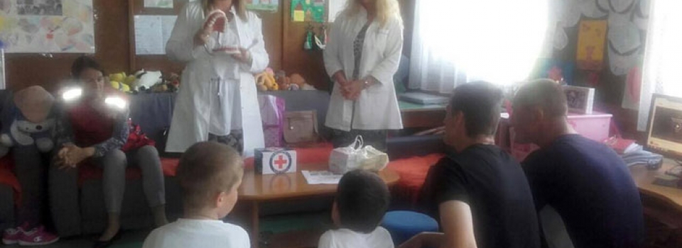 Lecture on oral hygiene